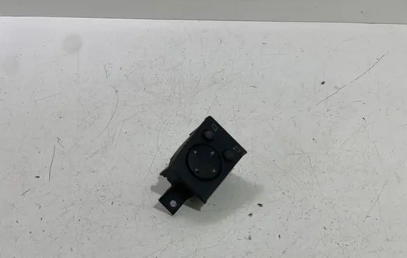 Volkswagen Golf III Wing mirror switch 4A0959565