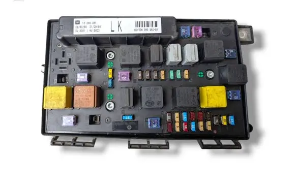 Opel Zafira B Fuse module 5DK009464-40 13268301