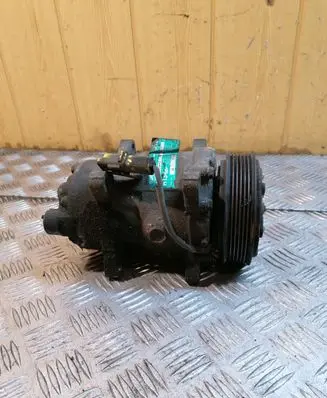 Peugeot 307 Air conditioning (A/C) compressor (pump) 9639078280