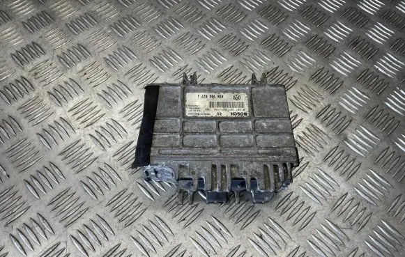 Seat Arosa Engine control unit/module 030906027J 26SA4792 0261203929