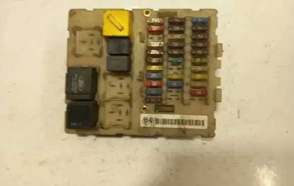 Ford Focus Fuse box set d00mb