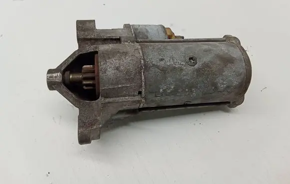 Citroen Berlingo Starter motor D7R27 0330SSA 2K40330SSA