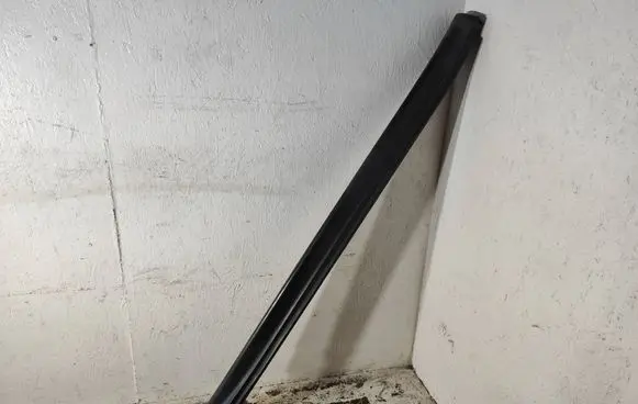Nissan Juke I F15 Sill 768511KA6A