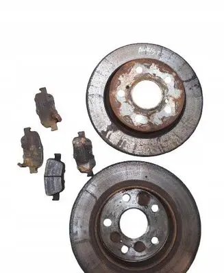 Toyota Auris 150 Rear brake disc 4243102170