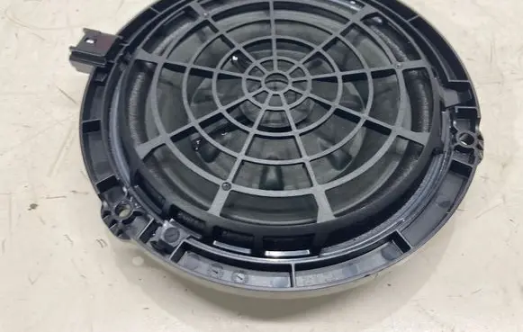 Peugeot 3008 II Rear door speaker 9806071080