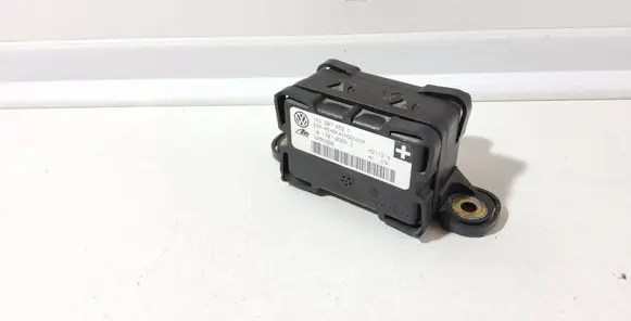 Audi A3 S3 8P ESP acceleration yaw rate sensor 1K0907652C 10170103653