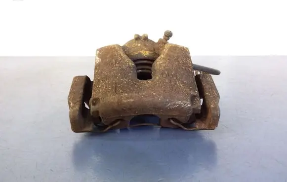 Honda Civic IX Front brake caliper