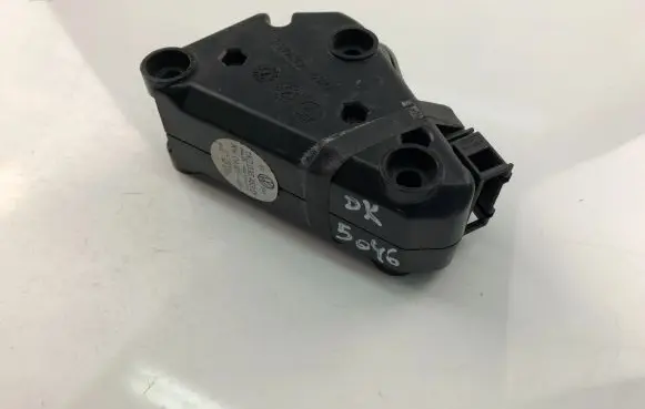Volkswagen Golf V Other control units/modules 1K0035463D