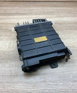 Volkswagen PASSAT B3 Engine control unit/module ECU 443906264A 0280800223
