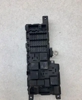 Volvo V70 Fuse module 8678449 518787205