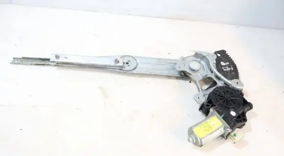 Nissan Micra Front window lifting mechanism without motor 3026028D