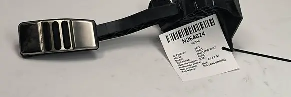 Ford Mustang VI Accelerator throttle pedal 697667R 988122 H151200110