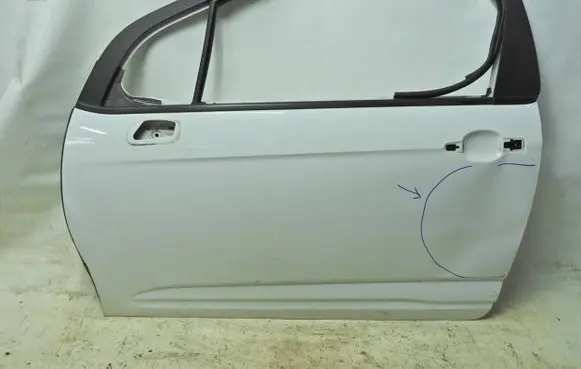 Citroen DS3 Front door