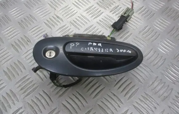 Chrysler 300M Front door exterior handle
