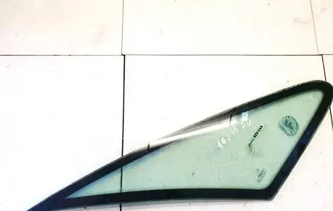 Citroen Xsara Picasso Front triangle window/glass DOT249AS2M27