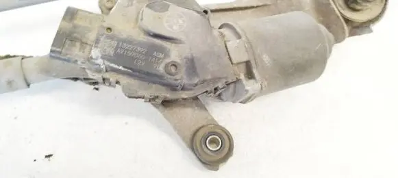 Opel Insignia A Wiper motor 13227392