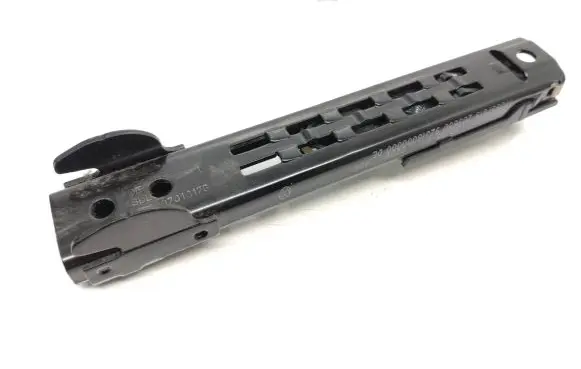Skoda Octavia Mk2 (1Z) Seat belt adjustment rail 1T0857819