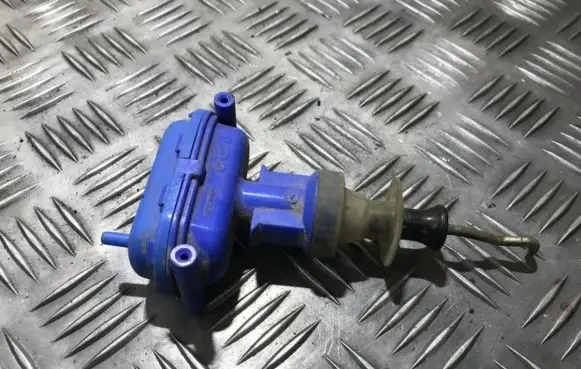 Audi 100 200 5000 C3 Central locking vacuum pump 893862153d