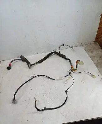Suzuki Grand Vitara I Front door wiring loom 