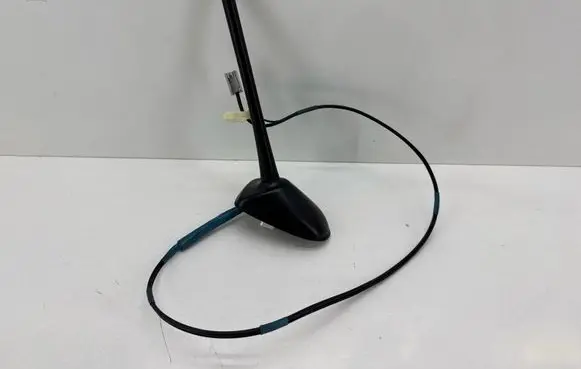 Toyota Avensis T270 Aerial GPS antenna 