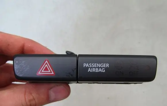 Suzuki SX4 S-Cross Hazard light switch 75H605