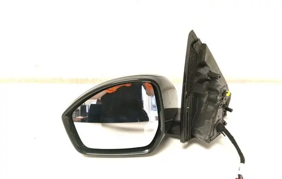 Land Rover Discovery Sport Front door electric wing mirror