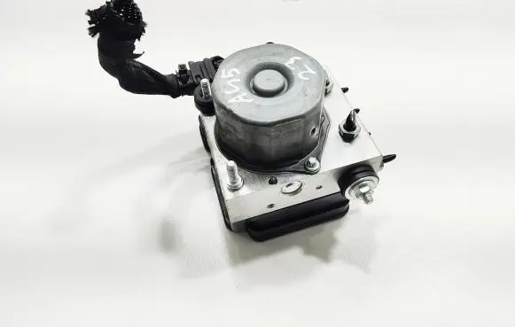 Mercedes-Benz A W176 ABS Pump A1764310200