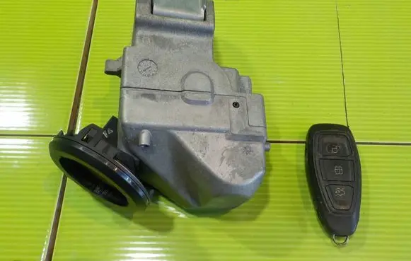 Ford B-MAX Ignition lock 8V213K772 GP519