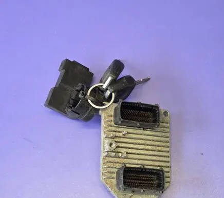 Opel Astra G Engine ECU kit and lock set 09158670 5WK9153 S0100110