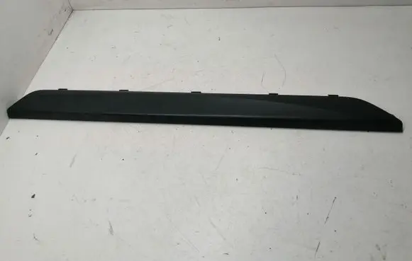 BMW 1 E81 E87 Front sill trim cover 51777117634 22944911