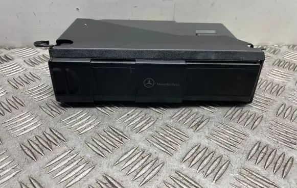 Mercedes-Benz CLK A209 C209 CD/DVD changer A2038703389 A0028206289