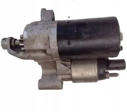 Audi A5 8T 8F Starter motor 06E911021B