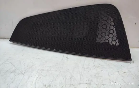 Audi Q5 SQ5 Dash center speaker trim cover 8R2857210