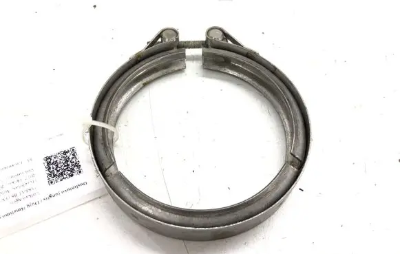 Volkswagen PASSAT B8 Muffler pipe connector clamp 04L131455A
