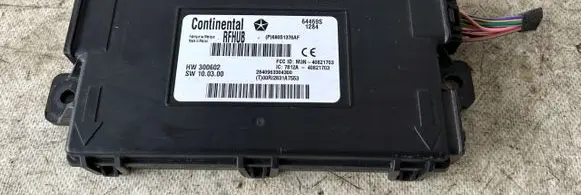 Lancia Thema Aerial antenna amplifier 68051376AF
