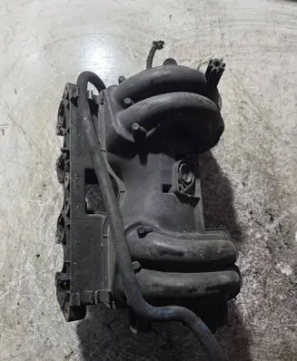 Volkswagen Polo III 6N 6N2 6NF Intake manifold 030129711BF