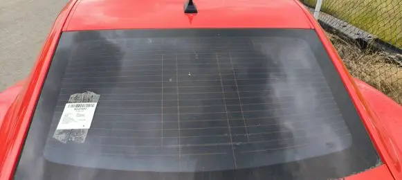 Chevrolet Camaro Rear side window