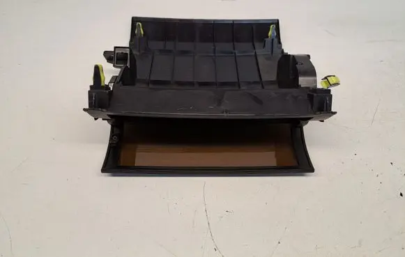 Toyota Prius (XW20) Glove box 5542047010