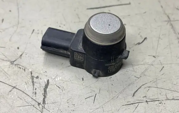 Opel Astra J Parking PDC sensor 25855503