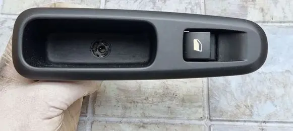 Peugeot 5008 Electric window control switch 96662297XT02 96759764ZD