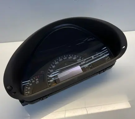 Mercedes-Benz C W203 Speedometer (instrument cluster) A2035401347 110080183 2035401347