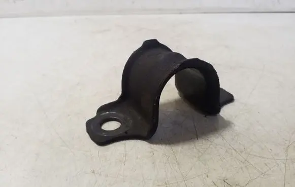 Volvo XC60 Sway bar bush bracket, front 