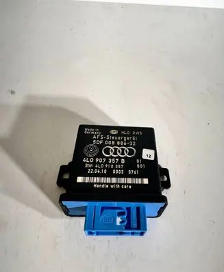 Audi A6 S6 C6 4F Light module LCM 5DF00888632 4L0907357B