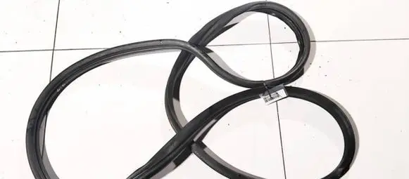 Fiat Punto (188) Rubber seal rear door 