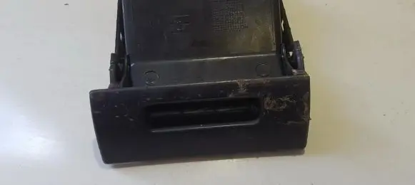 Car ashtray