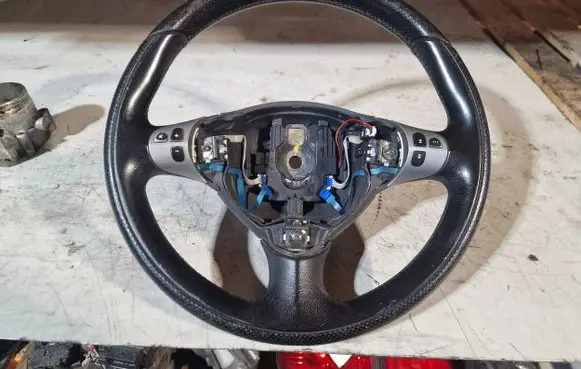 Alfa Romeo 147 Steering wheel