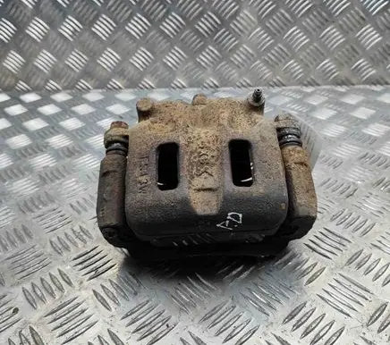 Mitsubishi Pajero Front brake caliper MR510538