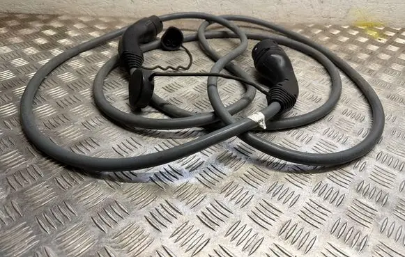 BMW iX Electric car charging cable 5A0B432 20321A262103365