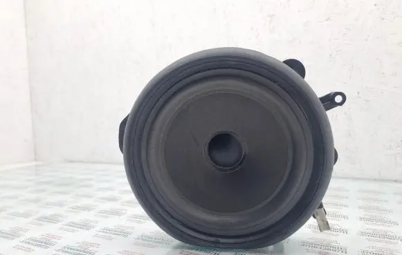 Audi A4 S4 B7 8E 8H Front door speaker 8E0035411