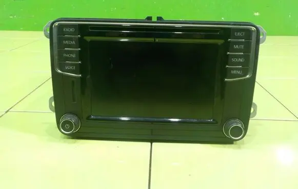 Seat Alhambra (Mk2) Radio/CD/DVD/GPS head unit 7N5035200C